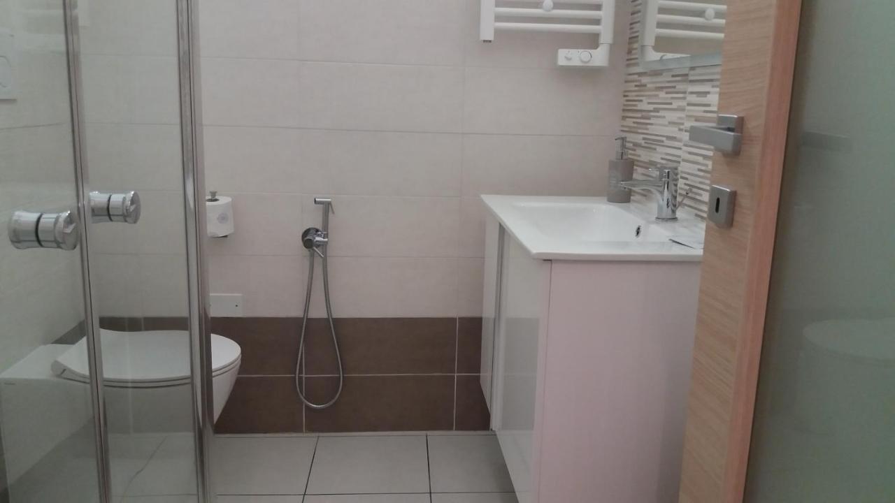 Depandance Macchiavelli 2 Hotel กาญารี ภายนอก รูปภาพ